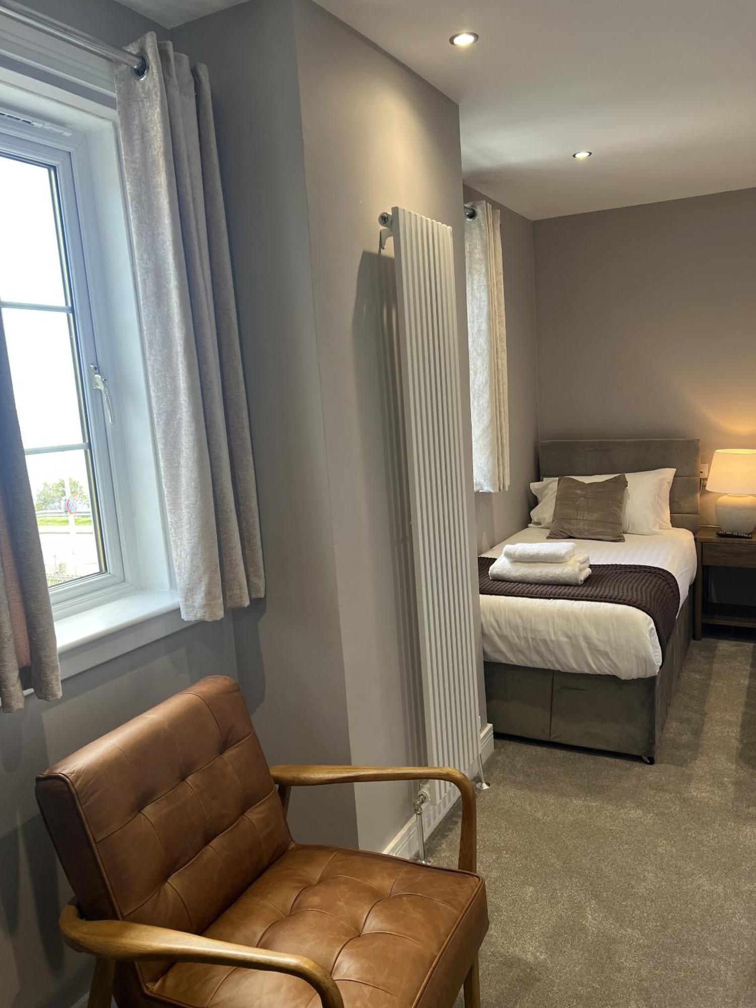 Tuckers Inn Invergordon Eksteriør bilde